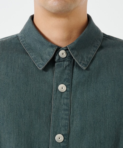 STUDIOUS(ステュディオス)の「BLEACH OVERDYE DENIM SHIRTS(シャツ/ブラウス・メンズ・インディゴブルー/ブラック・1/2)」の3枚目の写真