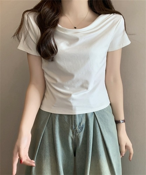 Dream garden（ドリームガーデン）の「2WAYカットソーオフショルトップス（Tシャツ/カットソー・レディース・ブラック/オフホワイト/ライトグリーン/ベージュ・FREE）」の2枚目の写真