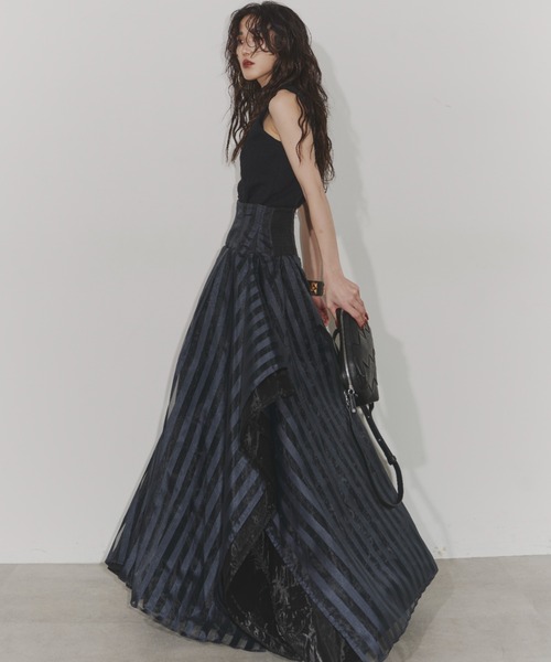 Many layers stripe volume skirt（スカート）｜Chris TROIS