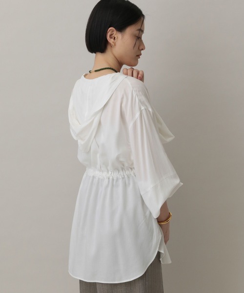 A part by（アパートバイ）の「シアーフードシャツブルゾン（ブルゾン・レディース・オフホワイト/ブラック・FREE）」の8枚目の写真