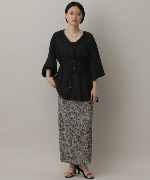 A part by（アパートバイ）の「シアーフードシャツブルゾン（ブルゾン・レディース・オフホワイト/ブラック・FREE）」の10枚目の写真