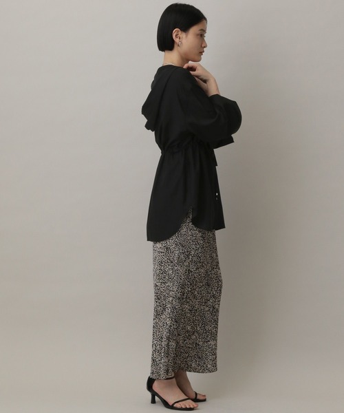 A part by（アパートバイ）の「シアーフードシャツブルゾン（ブルゾン・レディース・オフホワイト/ブラック・FREE）」の13枚目の写真