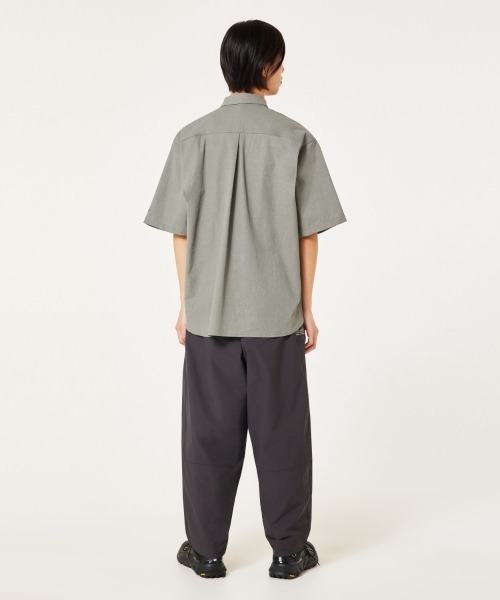OAKLEY（オークリー）の「OAKLEY Fgl Fuel SS Shirts 5.0（オークリー Fgl フューエルSSシャツ 5.0）（シャツ/ブラウス・メンズ・グリーン系/ブラック系・LARGE/MEDIUM/SMALL）」の20枚目の写真