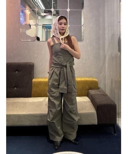 LAGUA GEM(ラグアジェム)の「EASY PARACHUTE パンツ(その他パンツ・レディース・アイボリー/カーキ/グレー・SMALL/MEDIUM)」の22枚目の写真