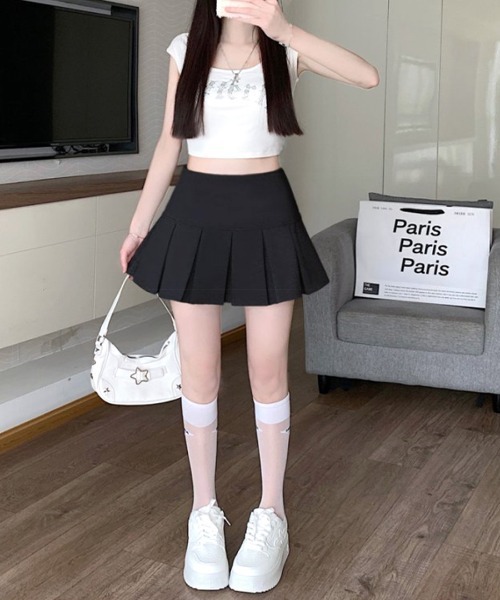 REMUR(レミュール)の「ハイウエスト切り替えボックスプリーツミニスカート(スカート・レディース・グレー/ブラック・L/M/S)」の17枚目の写真