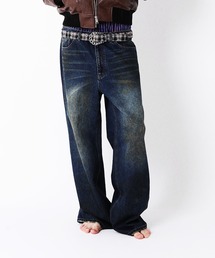SUPER BAGGY STUDDED PANTS