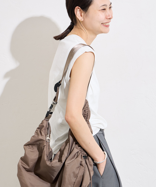 JOURNAL STANDARD(ジャーナルスタンダード)の「《追加》汗ジミ防止ナノシアスリーブレス(Tシャツ/カットソー・レディース・ホワイト/ブラック/グレー・FREE)」の22枚目の写真