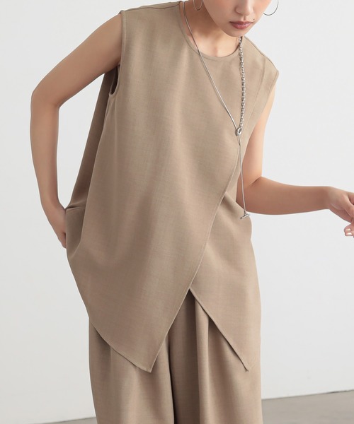 for/c（フォーシー）の「[新色追加]リネンライクアシメブラウス【サスティナブル】（シャツ/ブラウス・レディース・ライトブラウン/オフホワイト/イエロー/ベージュ/スミクロ/ネイビー/ピンク/ダークブラウン・L/M）」の16枚目の写真