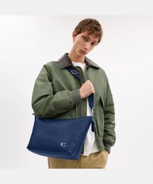 COACH（コーチ）の「トップ ジップ メッセンジャー バッグ