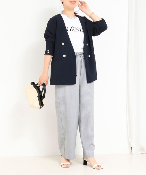 MICO COULIER（ミコクリエ）の「《セットアップ対応》ハイストレッチカルゼワッシャーノーカラージャケット（ノーカラージャケット・レディース・ネイビー/グレイッシュベージュ/グレー・38）」の4枚目の写真