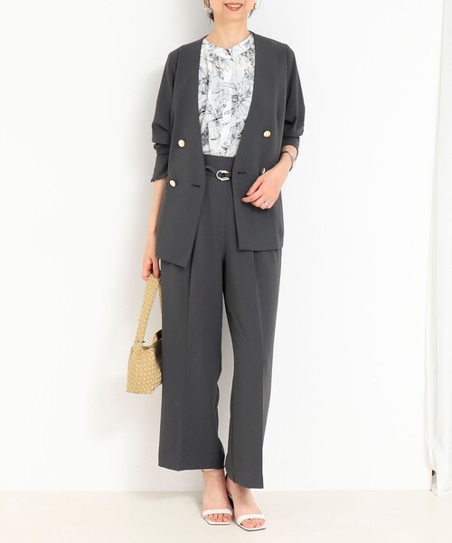 MICO COULIER（ミコクリエ）の「《セットアップ対応》ハイストレッチカルゼワッシャーノーカラージャケット（ノーカラージャケット・レディース・ネイビー/グレイッシュベージュ/グレー・38）」の13枚目の写真