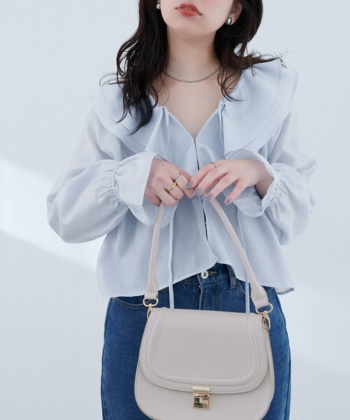natural couture(ナチュラルクチュール)の「【sherbet line】接触冷感 ラッフル羽織ブラウス(シャツ/ブラウス・レディース・ブラック/サックスブルー/ピンクベージュ/オフホワイト・FREE)」の3枚目の写真