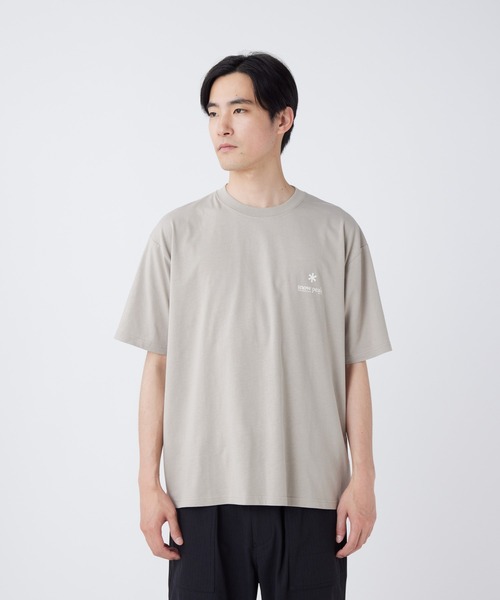 Snow Peak（スノーピーク）の「Snow Peak / Soft Cotton Relaxed Logo T-Shirt ソフトコットン リラックスロゴTシャツ（Tシャツ/カットソー・メンズ・ホワイト/ブラック/オレンジ/グレイッシュベージュ・1/S/M/L/XL/XXL）」の3枚目の写真