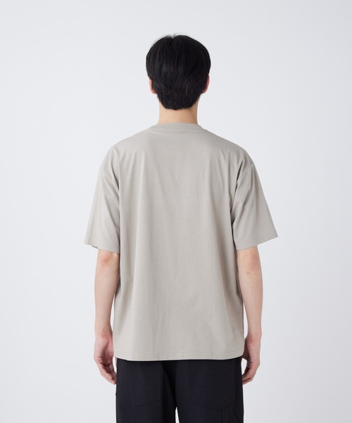 Snow Peak（スノーピーク）の「Snow Peak / Soft Cotton Relaxed Logo T-Shirt ソフトコットン リラックスロゴTシャツ（Tシャツ/カットソー・メンズ・ホワイト/ブラック/オレンジ/グレイッシュベージュ・1/S/M/L/XL/XXL）」の22枚目の写真