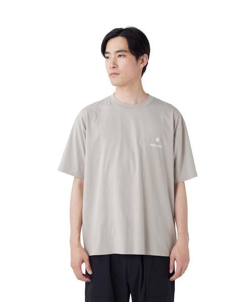 Snow Peak（スノーピーク）の「Snow Peak / Soft Cotton Relaxed Logo T-Shirt ソフトコットン リラックスロゴTシャツ（Tシャツ/カットソー・メンズ・ホワイト/ブラック/オレンジ/グレイッシュベージュ・1/S/M/L/XL/XXL）」の20枚目の写真