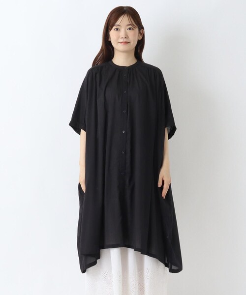 one'sterrace(ワンズテラス)の「ボイルギャザー 5分袖ワイドワンピース(ワンピース・レディース・ブラック系8/グリーン系その他6/ブルー系その他7・02)」の6枚目の写真