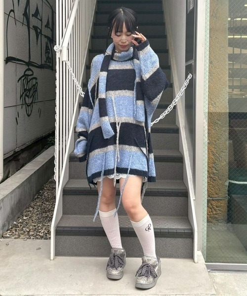 Candy Stripper（キャンディストリッパー）の「SHAGGY FRINGE ニット（ニット/セーター・レディース・チャコール/ライトブルー/グレー・FREE）」の12枚目の写真