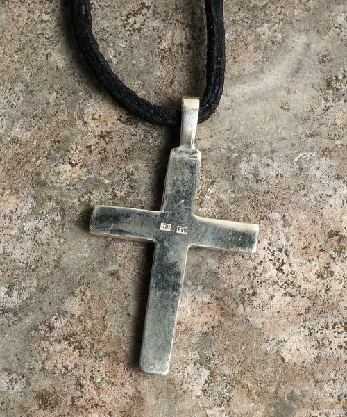 Magine（マージン）の「Magine×idealismsound SILVER CROSS NECKLACE：シルバークロスネックレス（ネックレス・メンズ・シルバー・FREE）」の2枚目の写真