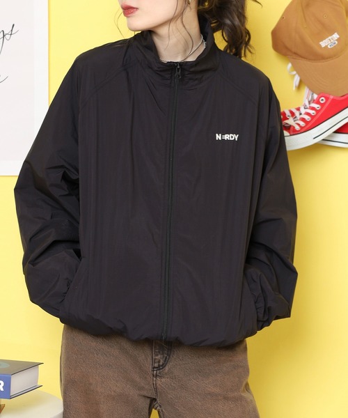 NERDY（ノルディ）の「シアウィンドブレーカー（ナイロンジャケット・メンズ・ブラック/グレー/パープル・S/L/M）」の4枚目の写真