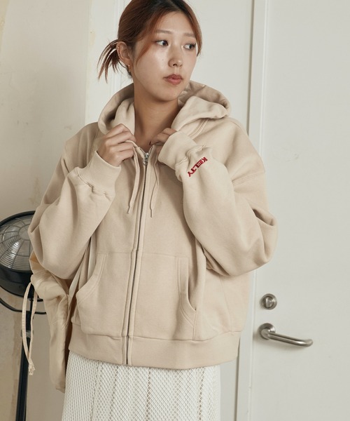 セール】KELTY/ケルティ ミニロゴクロップドジップパーカー ワン