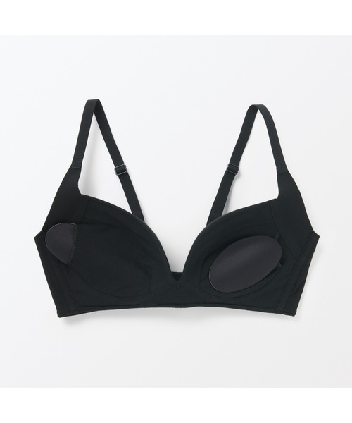 婦人 ノンワイヤー胸の形を整えるブラジャー プラスサイズ