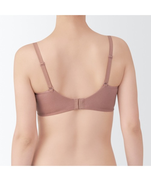 婦人 ノンワイヤー胸の形を整えるブラジャー プラスサイズ（ブラジャー