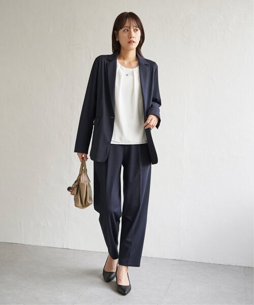 IKKA LOUNGE（イッカラウンジ）の「【セットアップ対応】GOKU楽ワークテーラージャケット（テーラードジャケット・レディース・ベージュ/ネイビー・L/M/S）」の15枚目の写真