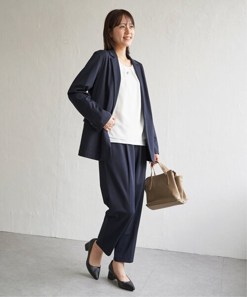 IKKA LOUNGE（イッカラウンジ）の「【セットアップ対応】GOKU楽ワークテーラージャケット（テーラードジャケット・レディース・ベージュ/ネイビー・L/M/S）」の16枚目の写真