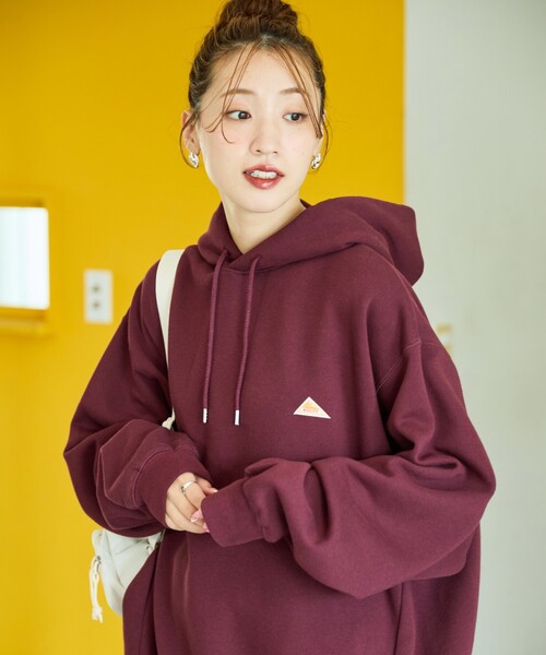 FREAK'S STORE（フリークスストア）の「限定展開 KELTY × FREAK'S STORE/ケルティ 別注 裏起毛 ワンポイント パーカー（パーカー・レディース・ワインレッド/ライトグレー/ベージュ/ナチュラル/ブラック・ﾌﾘ-）」の5枚目の写真
