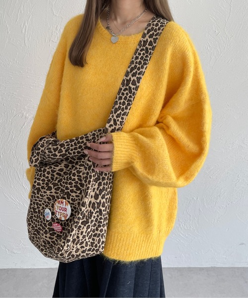 kutir(クティール)の「シャギーニットプルオーバー(ニット/セーター・レディース・イエロー/ネイビー/ボルドー/レッド/ブルー/チャコールグレー/アイボリー・FREE)」の5枚目の写真