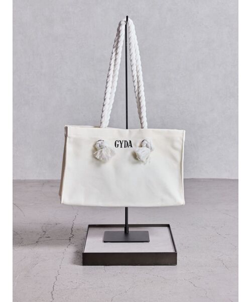GYDA(ジェイダ)の「GYDAロープMトートBAG(トートバッグ・レディース・その他1/アイボリー/ブラック・FREE)」の1枚目の写真