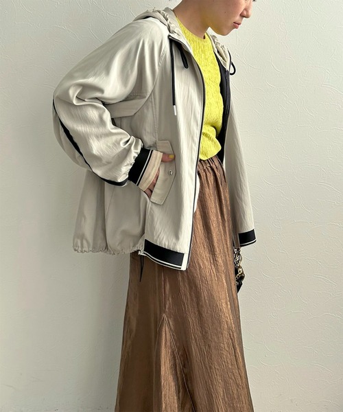 LHELBIE（レルビエ）の「バックフレアワークブルゾン（ブルゾン・レディース・ブラック/ライトベージュ/カーキ・M）」の11枚目の写真