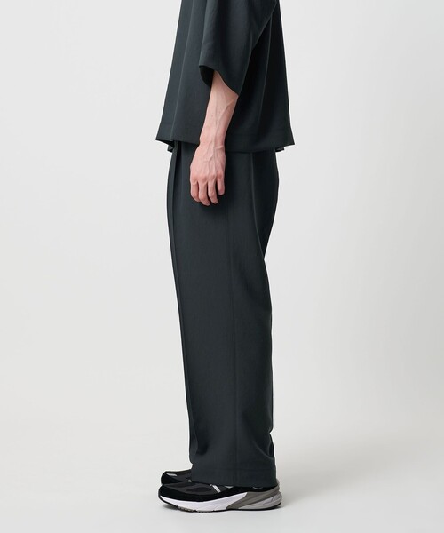 D.O UNITED ARROWS BY DAISUKE OBANA＞ Ⅰ CR 1P WIDE STRT PANTS