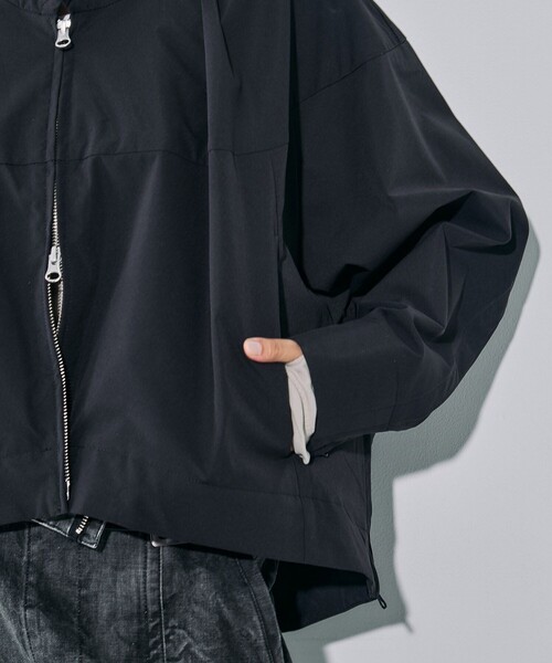 UNITED TOKYO(ユナイテッドトウキョウ)の「3way Sleeve Weather Blouson|ウォッシャブル/ストレッチ/撥水/軽羽織/春服/プレゼント(ブルゾン・レディース・アイボリー/ブラック・FREE)」の4枚目の写真
