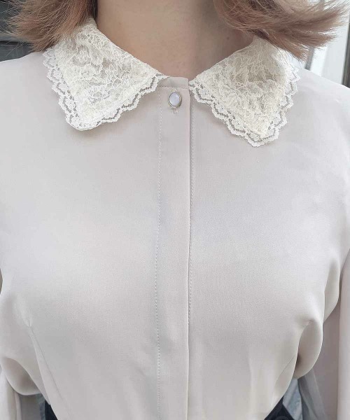 an another angelus（アンアナザーアンジェラス）の「クレリックレース衿シャツ（シャツ/ブラウス・レディース・ピンクベージュ/ブラック・FREE）」の13枚目の写真