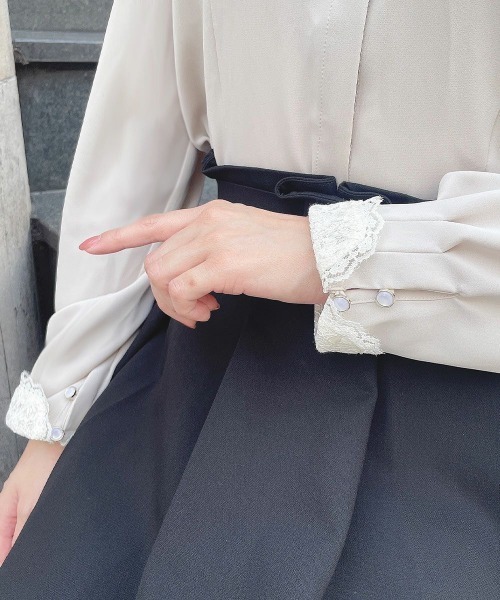 an another angelus（アンアナザーアンジェラス）の「クレリックレース衿シャツ（シャツ/ブラウス・レディース・ピンクベージュ/ブラック・FREE）」の15枚目の写真