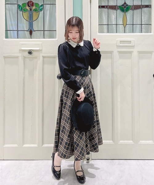 an another angelus（アンアナザーアンジェラス）の「クレリックレース衿シャツ（シャツ/ブラウス・レディース・ピンクベージュ/ブラック・FREE）」の4枚目の写真