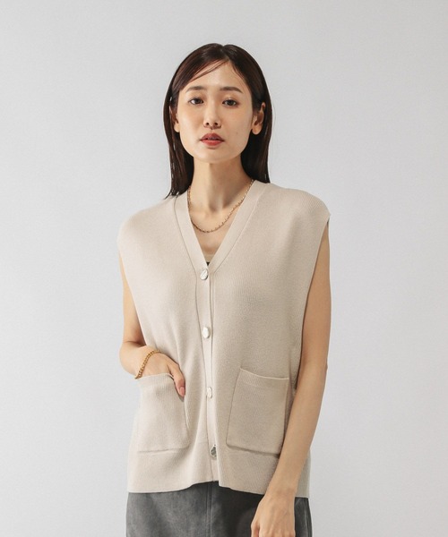 GLOBAL WORK（グローバルワーク）の「さらさらアゼボタンベスト/595374（ベスト・レディース・ダークブラウン/ホワイト系その他3/ネイビー・MEDIUM/LARGE）」の3枚目の写真