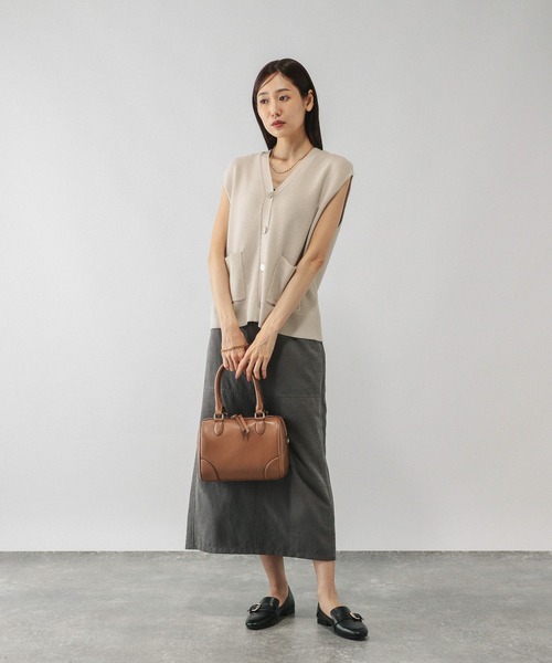 GLOBAL WORK（グローバルワーク）の「さらさらアゼボタンベスト/595374（ベスト・レディース・ダークブラウン/ホワイト系その他3/ネイビー・MEDIUM/LARGE）」の19枚目の写真