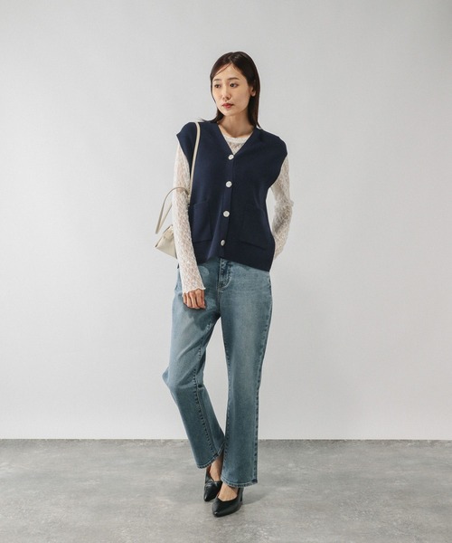 GLOBAL WORK（グローバルワーク）の「さらさらアゼボタンベスト/595374（ベスト・レディース・ダークブラウン/ホワイト系その他3/ネイビー・MEDIUM/LARGE）」の4枚目の写真