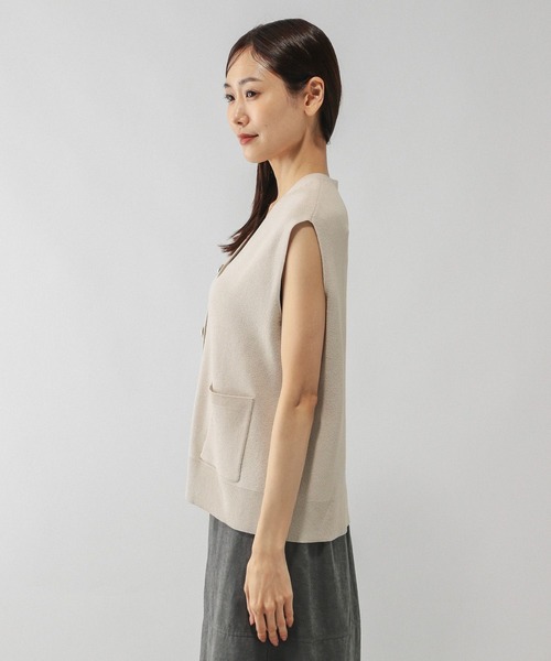 GLOBAL WORK（グローバルワーク）の「さらさらアゼボタンベスト/595374（ベスト・レディース・ダークブラウン/ホワイト系その他3/ネイビー・MEDIUM/LARGE）」の9枚目の写真