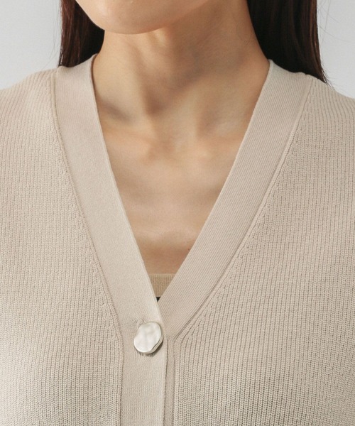 GLOBAL WORK（グローバルワーク）の「さらさらアゼボタンベスト/595374（ベスト・レディース・ダークブラウン/ホワイト系その他3/ネイビー・MEDIUM/LARGE）」の11枚目の写真