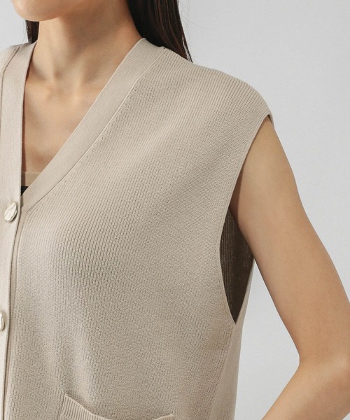 GLOBAL WORK（グローバルワーク）の「さらさらアゼボタンベスト/595374（ベスト・レディース・ダークブラウン/ホワイト系その他3/ネイビー・MEDIUM/LARGE）」の13枚目の写真