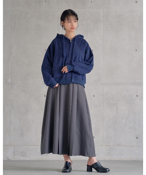 attiree(アティレー)の「タックフレアスカート(スカート・レディース・ブラック/ネイビー/チャコールグレー・LARGE/MEDIUM/SMALL/X-LARGE)」の13枚目の写真
