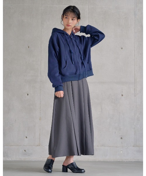 attiree(アティレー)の「タックフレアスカート(スカート・レディース・ブラック/ネイビー/チャコールグレー・LARGE/MEDIUM/SMALL/X-LARGE)」の14枚目の写真