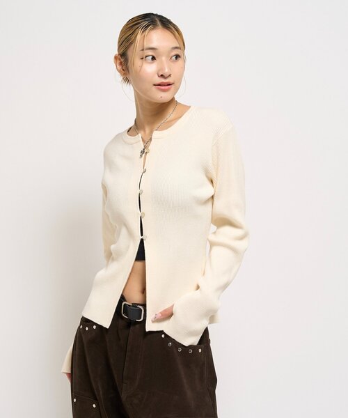 WHO'S WHO gallery（フーズフーギャラリー）の「RIBBED KINT NARROW CARDIGAN（カーディガン/ボレロ・レディース・グレー/アイボリー/ブラック/レッド/ネイビー・FREE）」の16枚目の写真