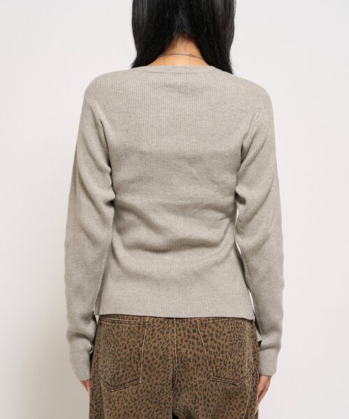 WHO'S WHO gallery（フーズフーギャラリー）の「RIBBED KINT NARROW CARDIGAN（カーディガン/ボレロ・レディース・グレー/アイボリー/ブラック/レッド/ネイビー・FREE）」の21枚目の写真