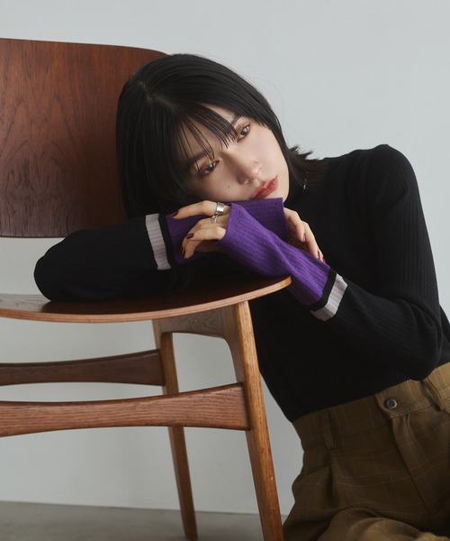 hunch（ハンチ）の「【静電気防止】やわもちヤーン 袖配色 ハイネックリブニット（ニット/セーター・レディース・ベージュ系その他/ブラック系その他/ブラウン系その他/グレー系その他・FREE）」の14枚目の写真