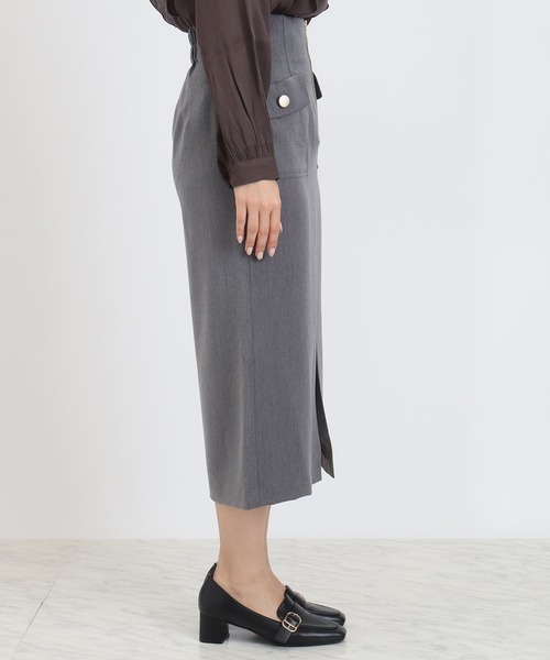 TRUDEA(トルディア)の「ハーフジップポケットタイトスカート(スカート・レディース・ライトグレー/ブラウン/ネイビー・SMALL/MEDIUM/LARGE)」の6枚目の写真