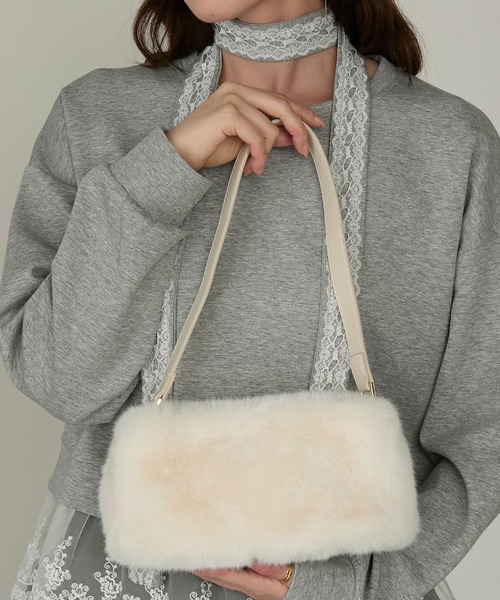 Cherir Mignon(シェリルミニョン)の「【Cherir Mignon】コンパクトスクエアファーワンハンドルバッグ(ハンドバッグ・レディース・ホワイト/ブラウン/ブラック/ベージュ・FREE)」の1枚目の写真
